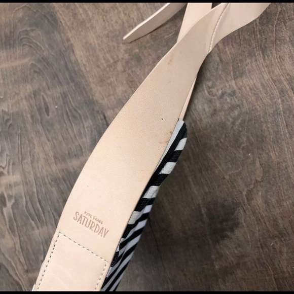 Kate Spade Saturday Crossbody purse circle stripes - Picture 5 of 7